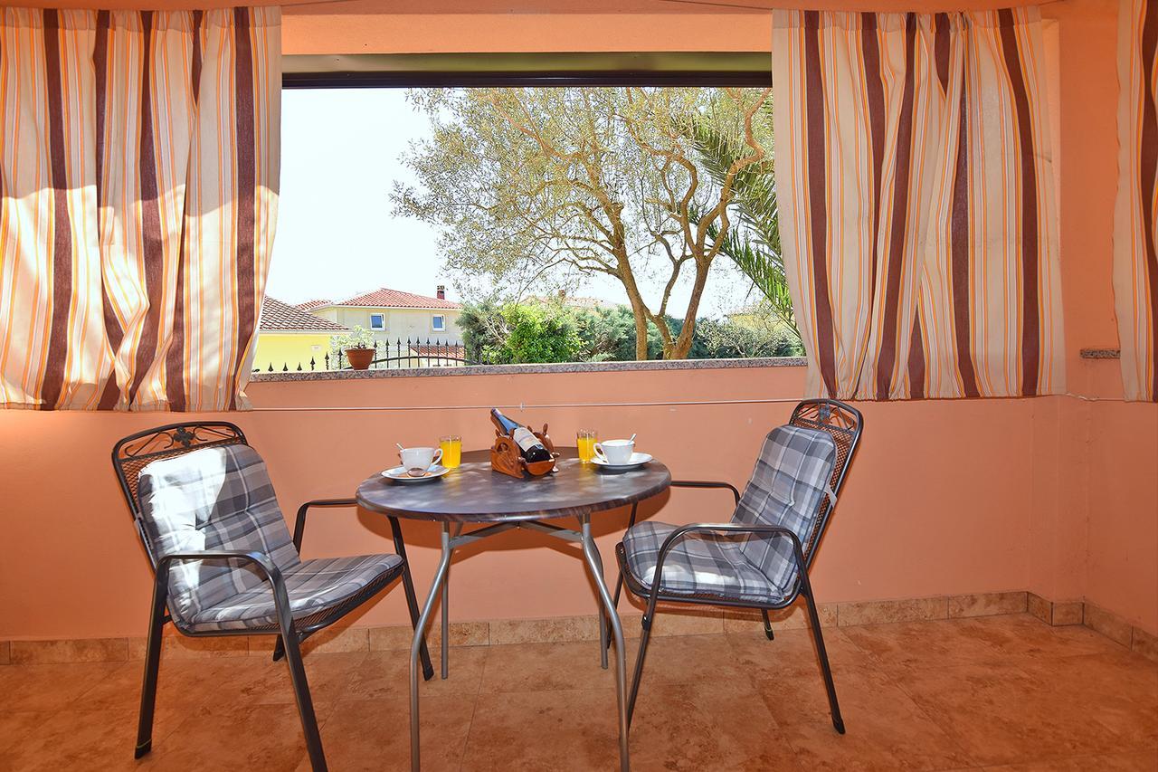 Apartments Jeromela Valbandon Exterior foto